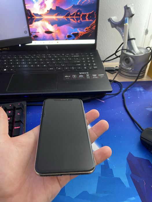 Vand Iphone X in stare perfecta