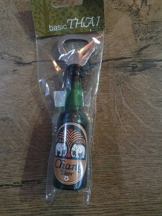 Desfacator de bere + magnet Chang - berea faimoasa din Thailanda
