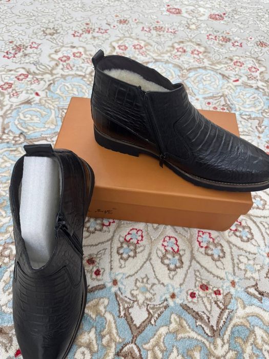 Мужские зимние сапоги продам