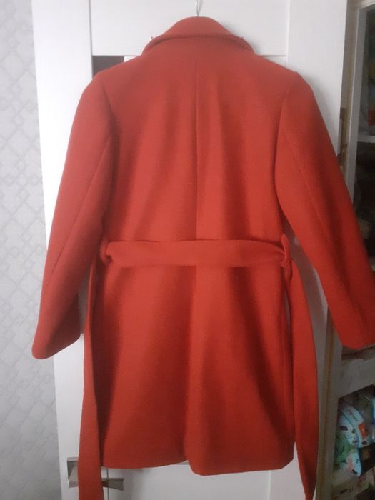 Продается пальто женская