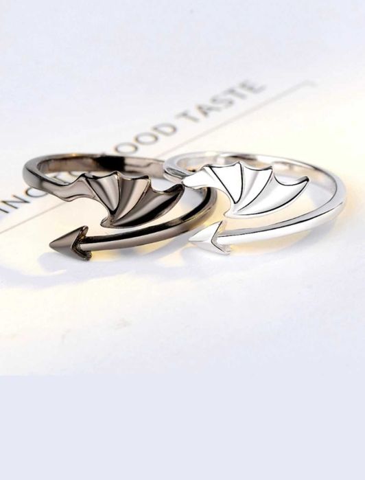 парные кольца, универсальный размер.