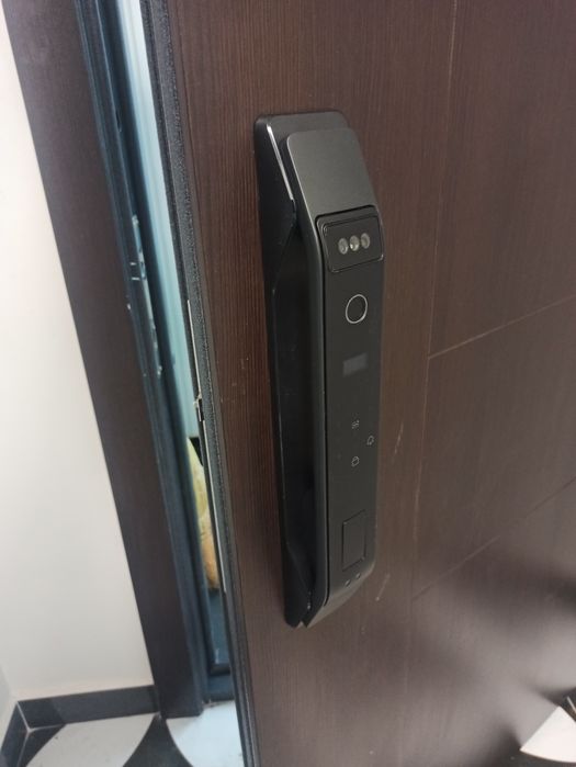 Смарт замок с установкой