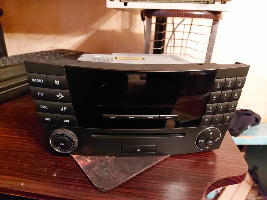 Магнитола мерседес 211