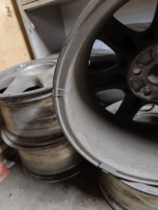Продам диски размер 16
