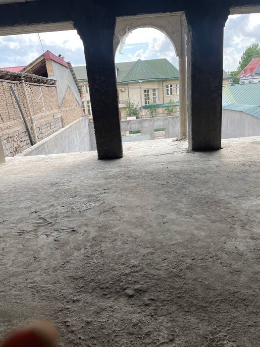 Продам Дом коробку,5,5 соток земли, на Луначарском!