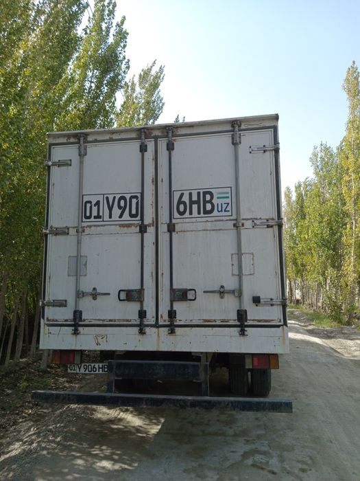 10тнли исузи сотилади. 150тали 4та метан болон. Шиналар 90%