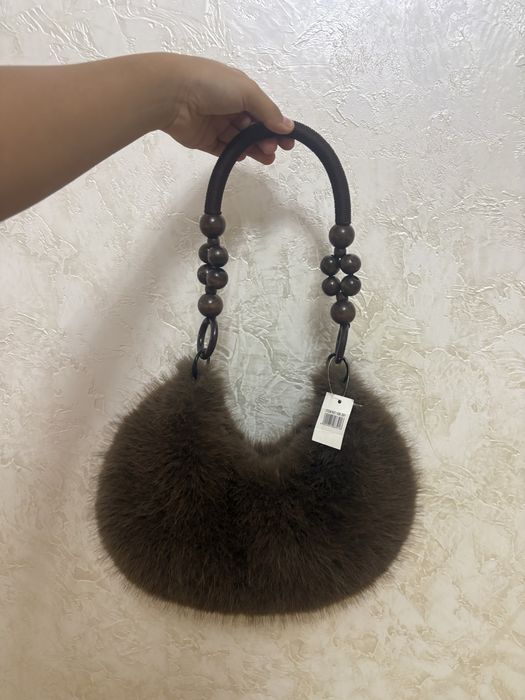 Сумка с мехом коричневого цвета новая