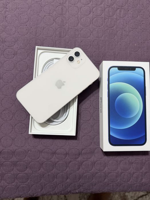 Продавам  iphone 12  128GB