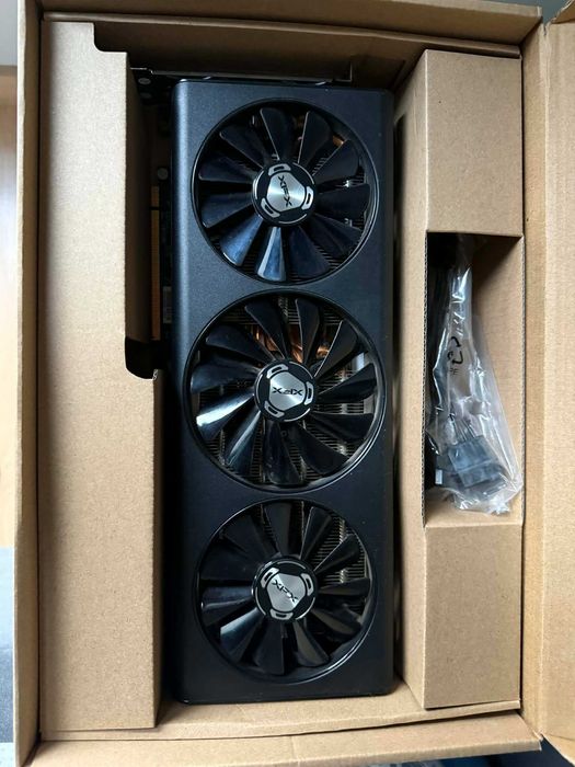 Видео карта XFX AMD Radeo RX 5700 XT 8GB