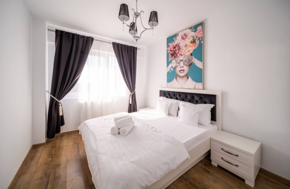 Inchiriez apartament cu 2 camere lux,cu loc de parcare,,in cartierul ,,Prima Onestilor,,,