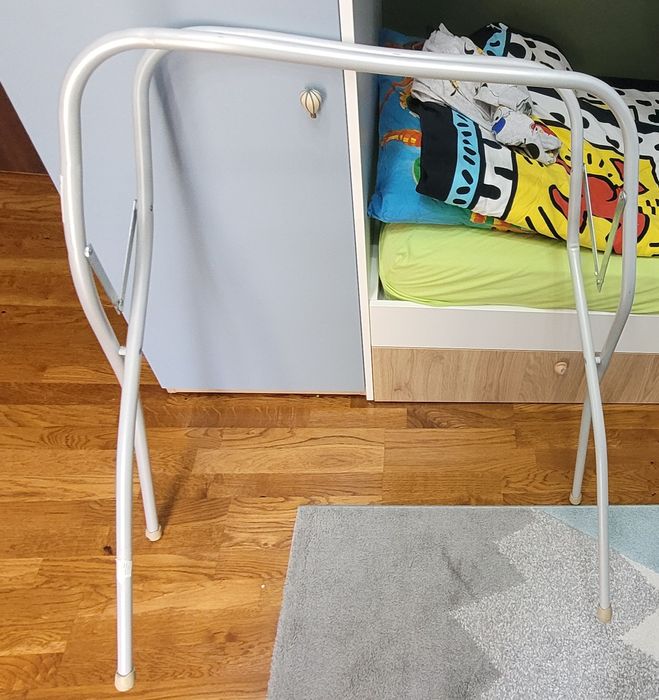 OK Baby Анатомична вана и стойка Onda синя

Характеристики:

-подходящ