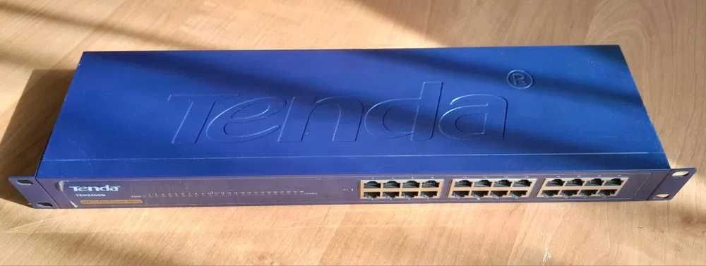Продаётся switch коммуникатор TP-LINK , Tenda