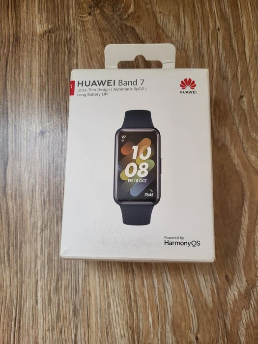Продавам смарт гривна Huawei Band 7.