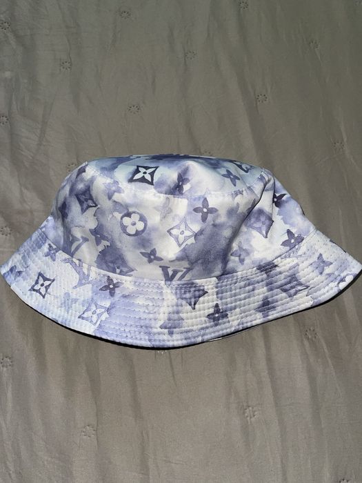 Louis vuitton lv шапка лилава бяла лв шарена капела лятна периферия пл