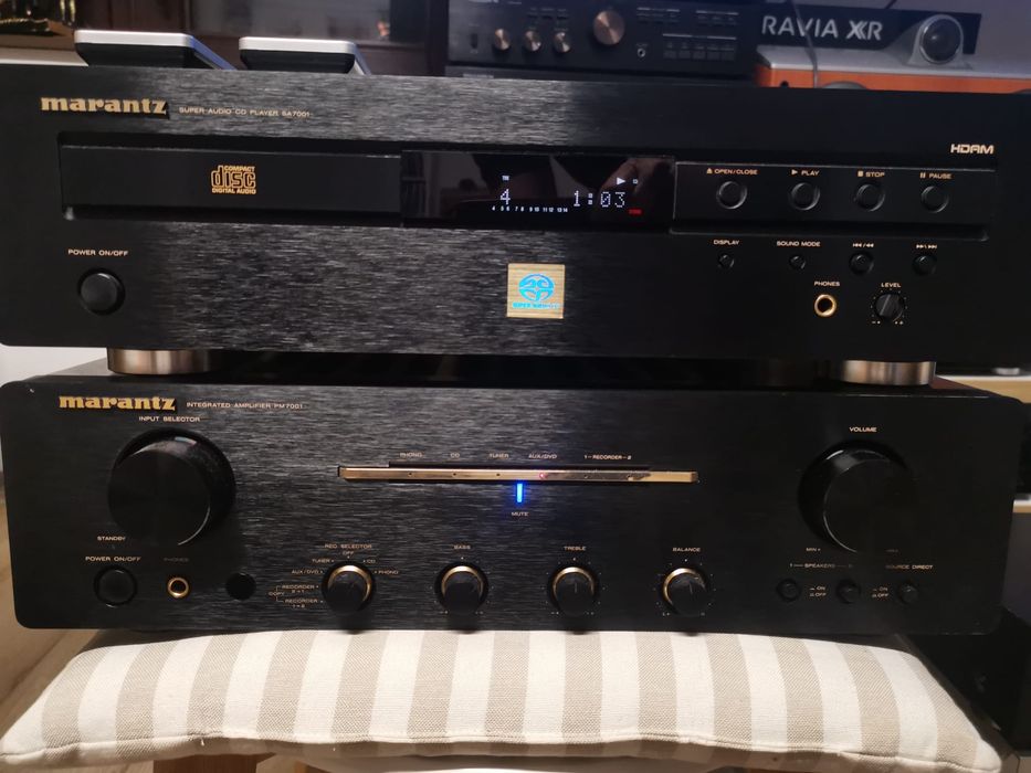 Vând Sa-cd Marantz sa 7001 și amplificator Marantz pm 7001