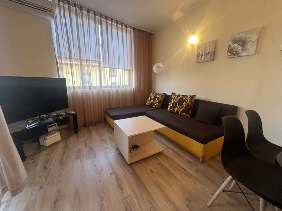 Продава се Двустаен апартамент в к.к. Слънчев бряг - 62 кв.м за 1097 €/кв.м - Снимка #14