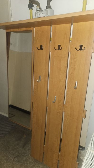 Mobila hol(pantofar,oglinda,cuier,comoda)