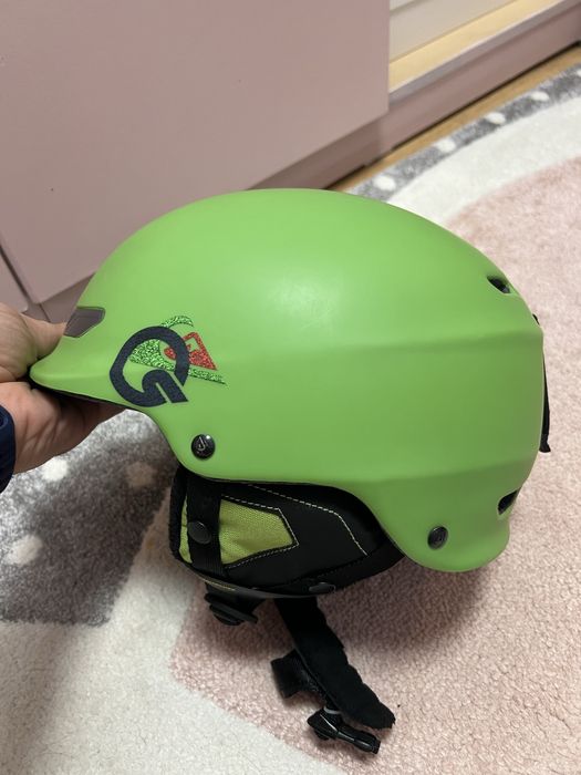 Каска за ски или сноуборд