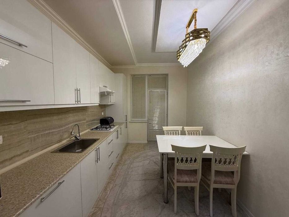 3х комнатная квартира на 3 этаже 80кв/м, в Самарканде