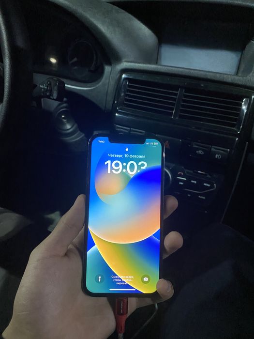Айфон 12 про.