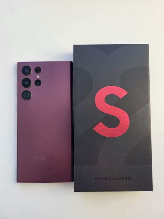 Продам Samsung S22 Ultra