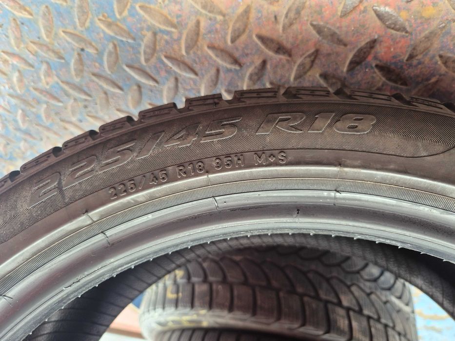 1 Anvelopa M+S IARNA - 225/45/18 95H - Pirelli - CA UNA NOUA - DOT 2024 !