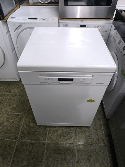 Съдомиялна Miele G 6300 SC - Свободностояща