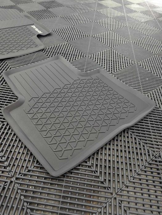 Covorase cauciuc OE TOYOTA RAV4  V