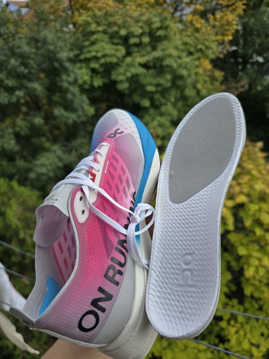 On Running Cloudboom Strike 41 si 43 Noi!