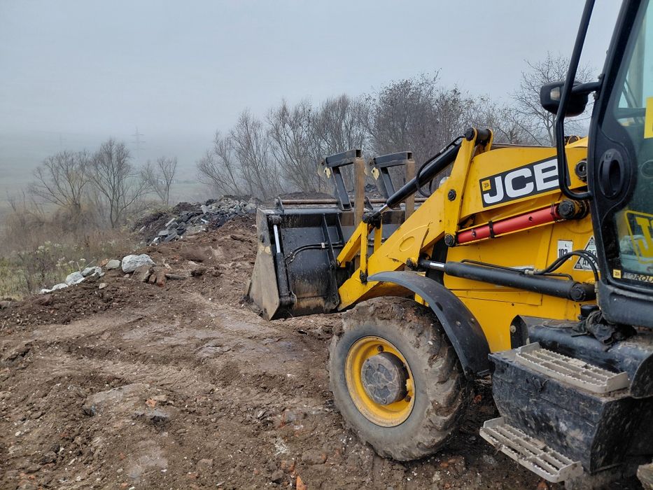 Buldoexcavator de inchiriat! Prestari servicii!