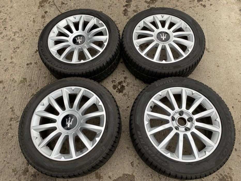 Vand jante de aleaj pe 18 pt Maserati originale