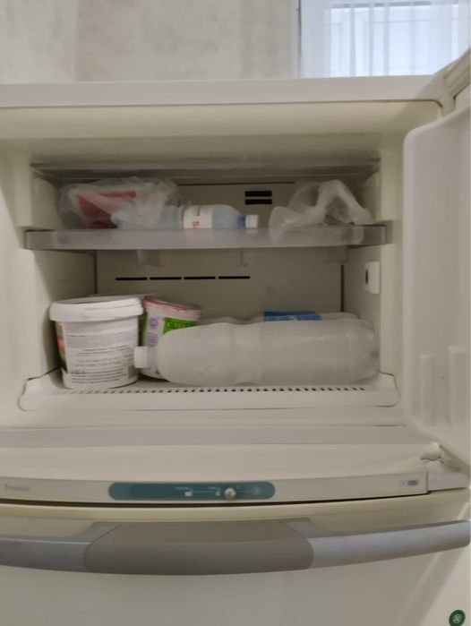 Холодильник Whirlpool No frost