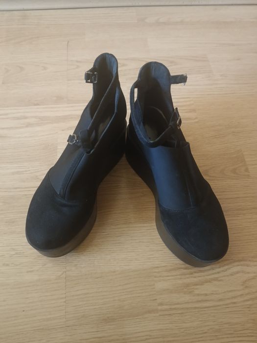 Продам туфли женские