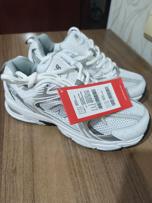 Продам New Balance 530