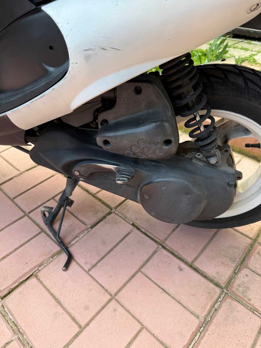 Мотопед Пежо Vivacity 49 кубика