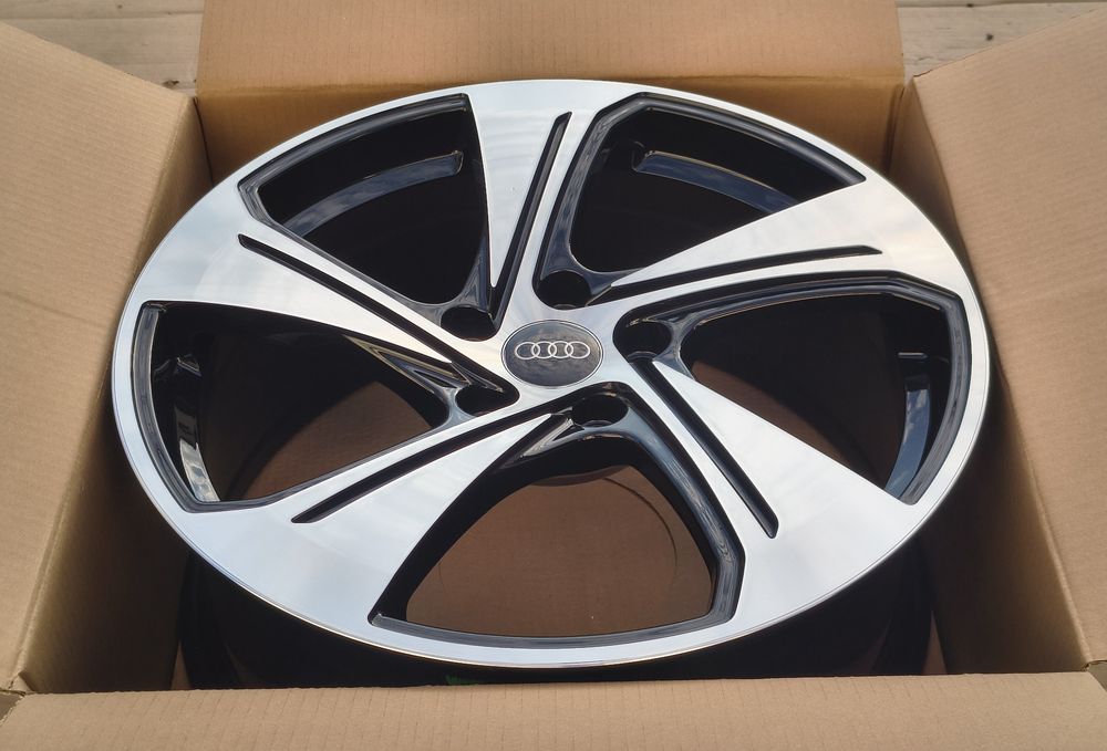 Jante 18 Audi A3 A4 A6 A8 TT Q2 Q3 S3 S4 S6 SQ2 RS Q3 
Jante Noi cu Factura si Garantie ‼️autohauss.ro‼️