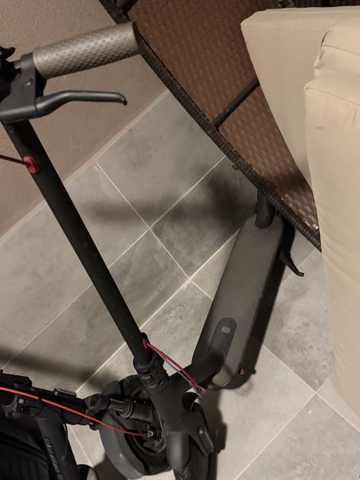 Тротинетка Xiaomi Mi Electric Scooter M365