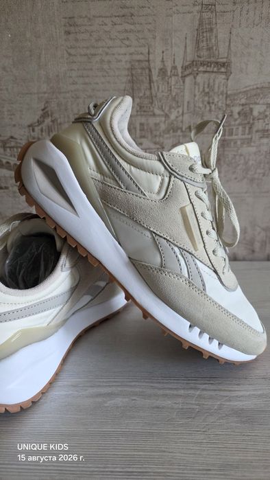 Оригинальные кроссы Reebok