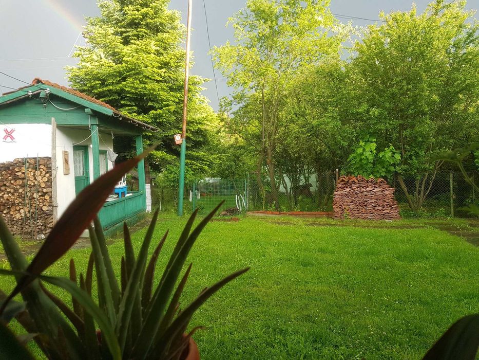 Casă in Breaza de Sus, ultracentral, 3 camere, teren 376 mp-76.000 € (negociabil)