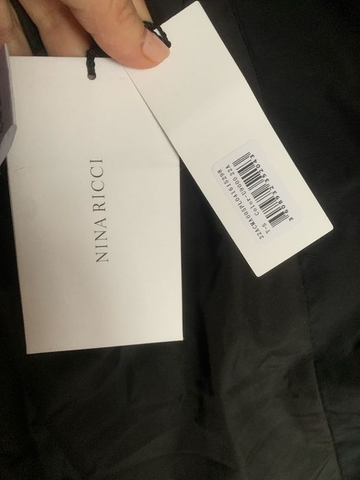 Днес 120 евро! Nina Ricci оригинално дамско пухено яке