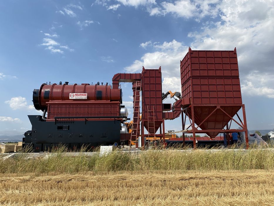 Паровой котёл на твёрдом топливе (уголь, биомасса)