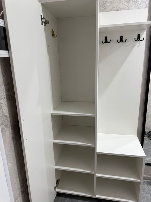 Шкаф для прихожей