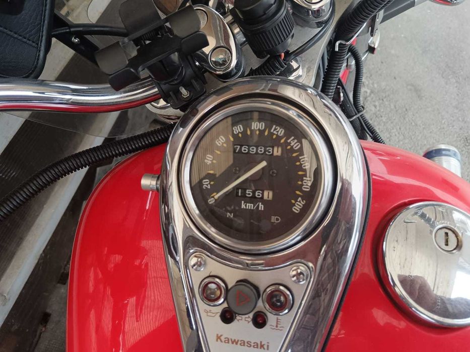 Kawasaki VN 800, pret 3500 euro