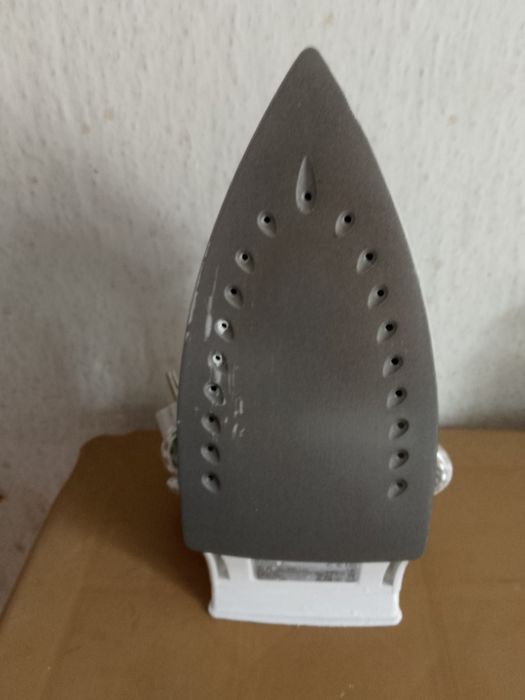 Утюг паровой. 1600 w. Рабочий