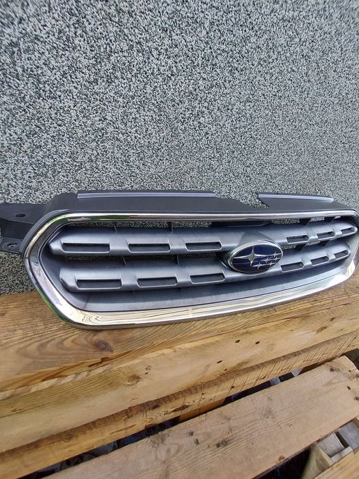Решотка радиатора на   Subaru Outback