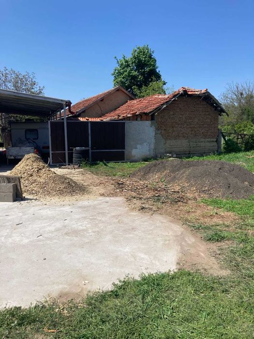 Почистване на парцели от растителност