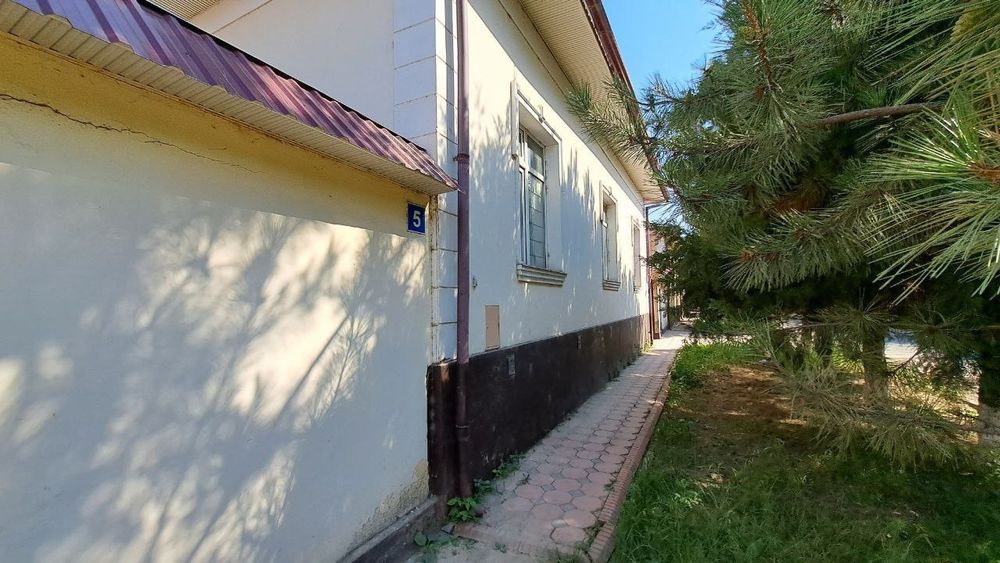 Срочно! Янги Узбекистан дом 4-комнат, 6-соток, ровный участок.