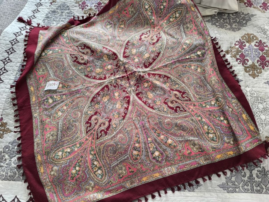 Продам женский платок