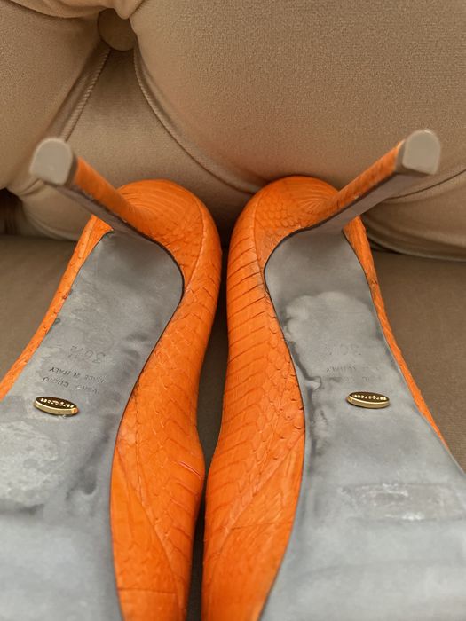 Pantofi Sergio Rossi originali marime 36 , noi
