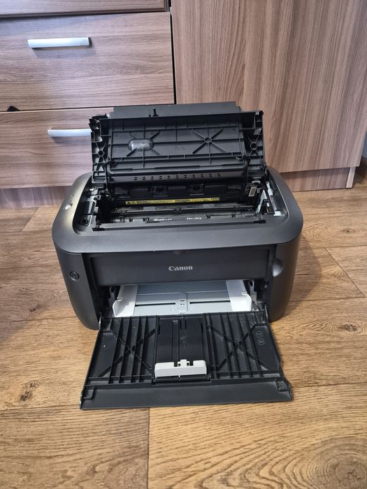 Продам принтер LBP6000B